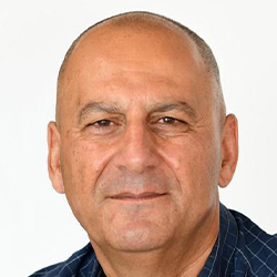 שלום בן חנן