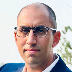 מושיקו ארז